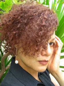 sass-oct-08-pearl today - playing with ways to hide the scars...